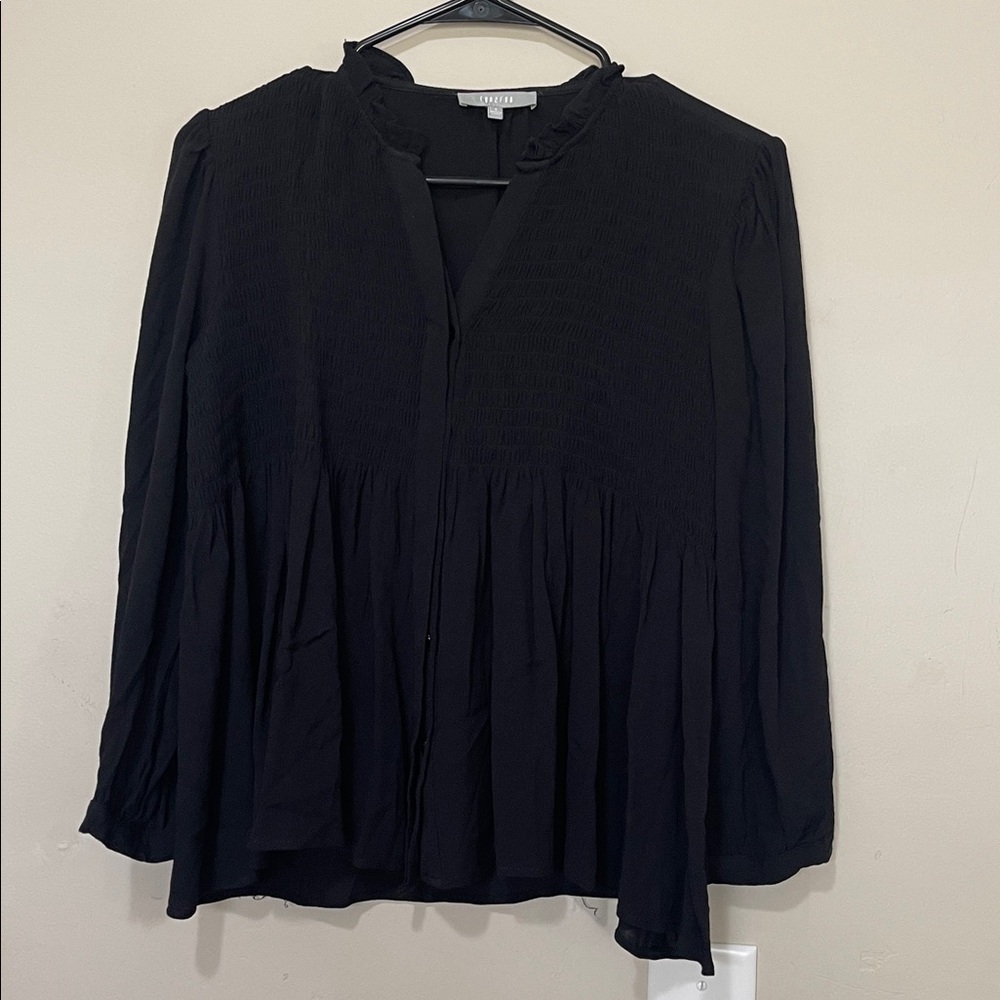 Fun 2 fun black Blouse flowly size Small